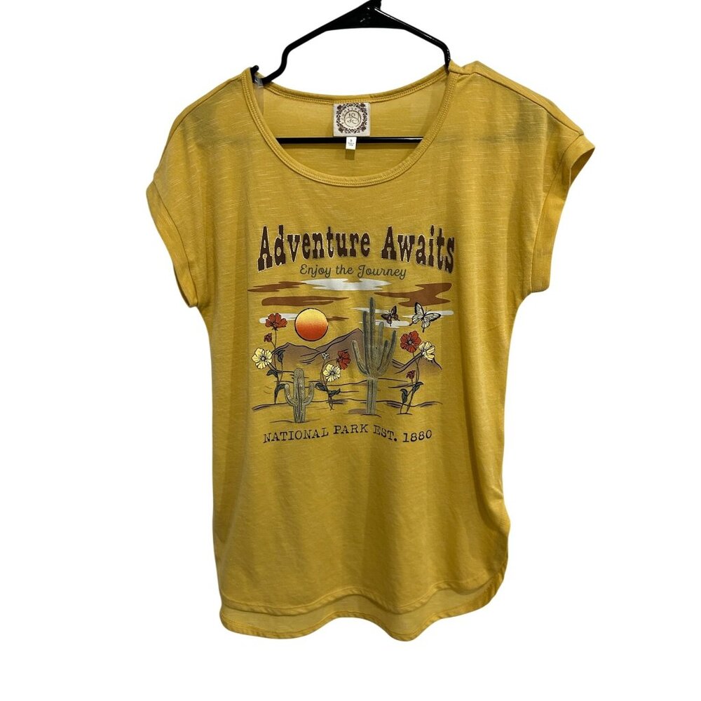 Truself Womens Adventure Awaits Yellow Graphic Scoop Neck Tee Size Small Casual